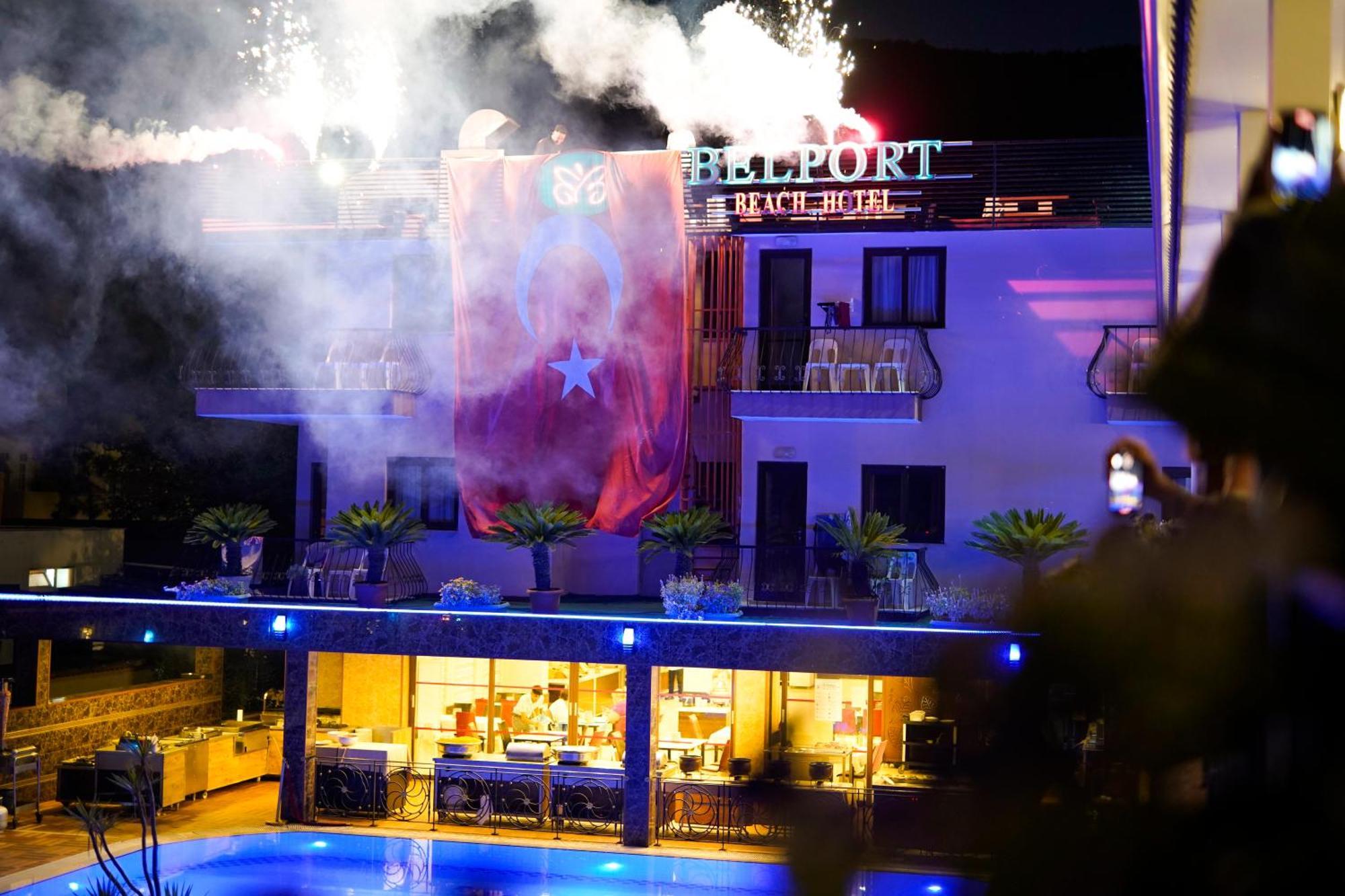 Aleria Belport Beach Hotel ベルディビ エクステリア 写真