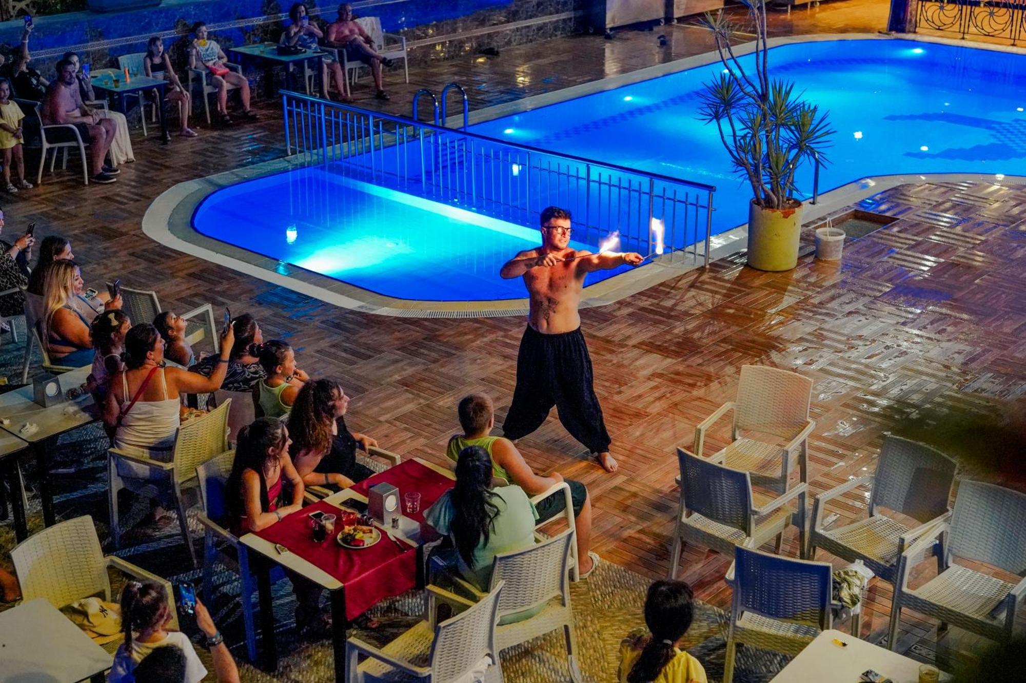 Aleria Belport Beach Hotel ベルディビ エクステリア 写真