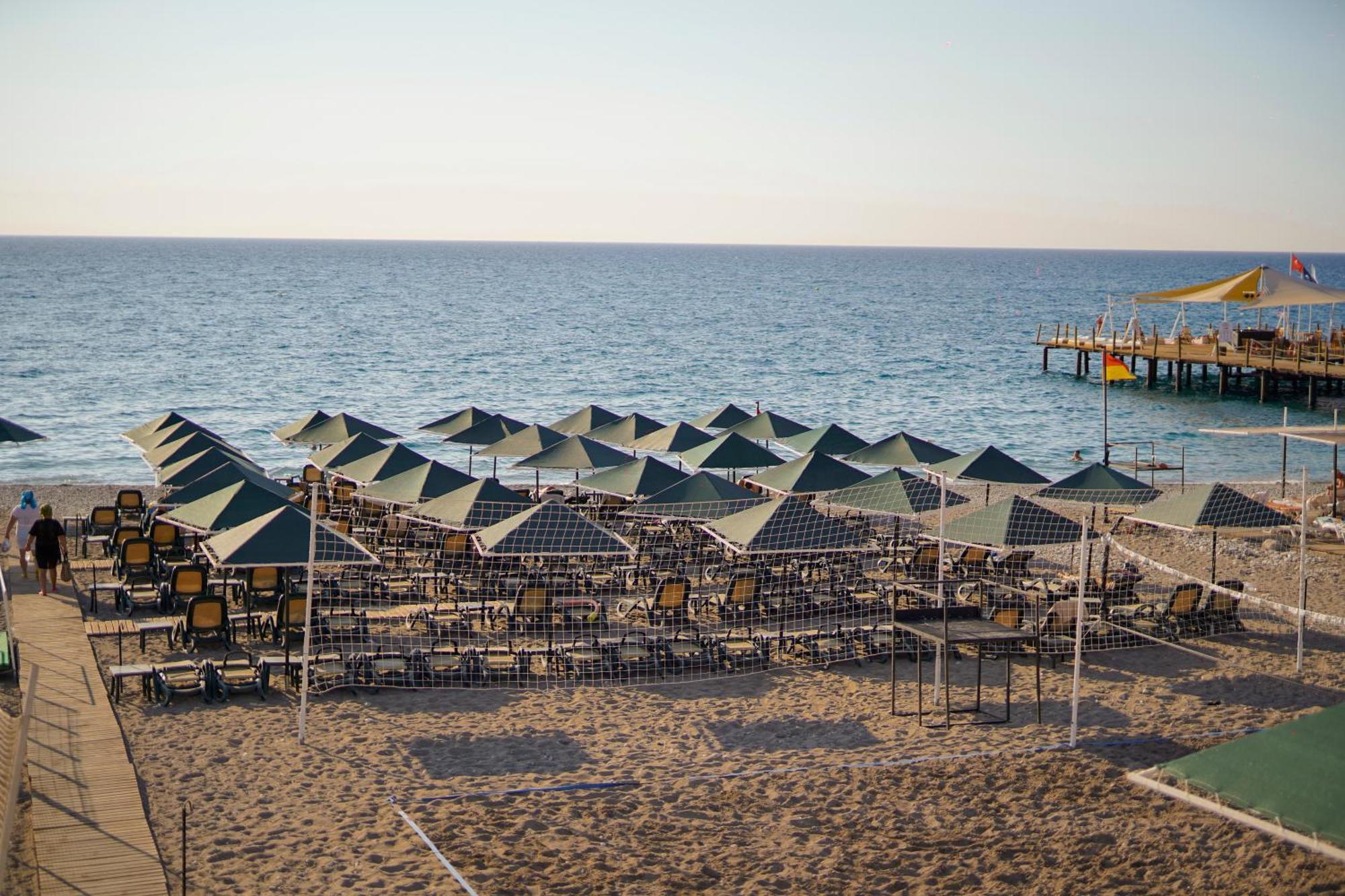 Aleria Belport Beach Hotel ベルディビ エクステリア 写真