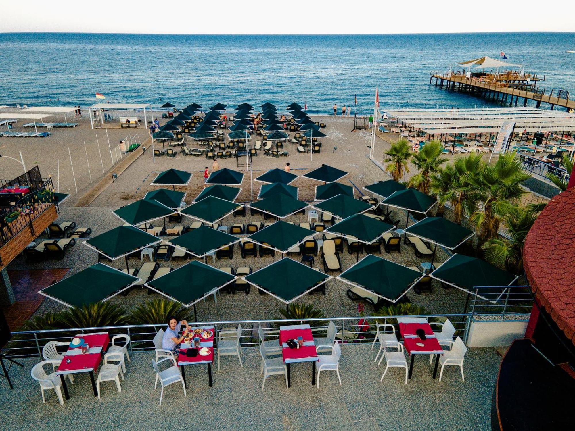 Aleria Belport Beach Hotel ベルディビ エクステリア 写真