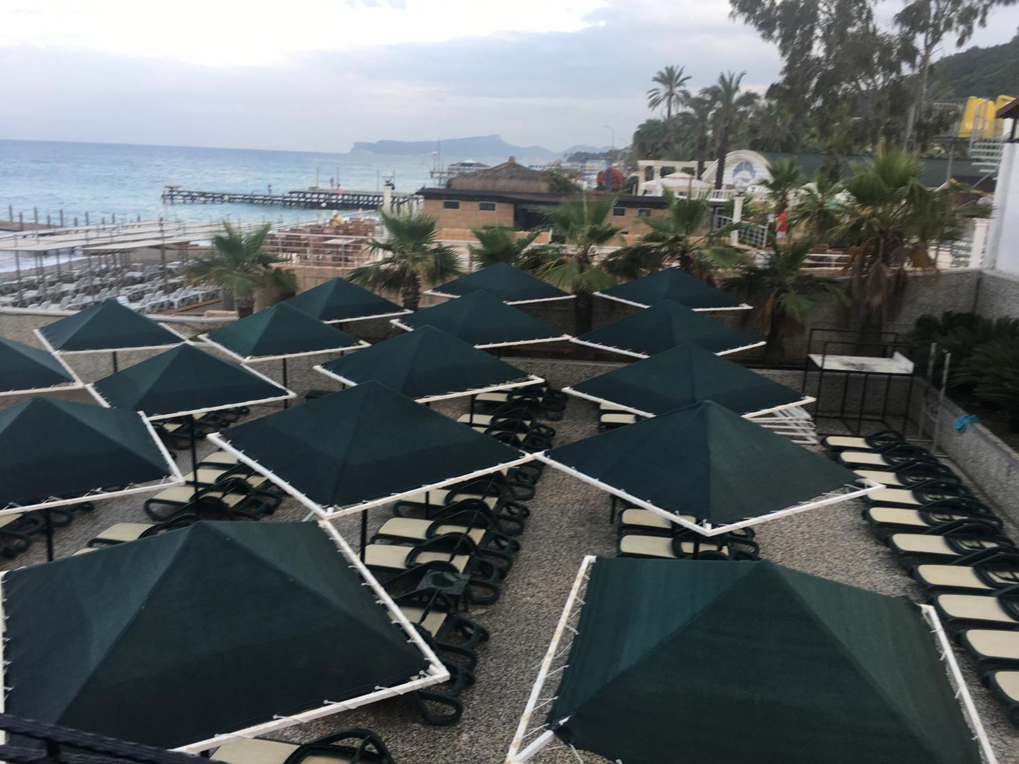 Aleria Belport Beach Hotel ベルディビ エクステリア 写真